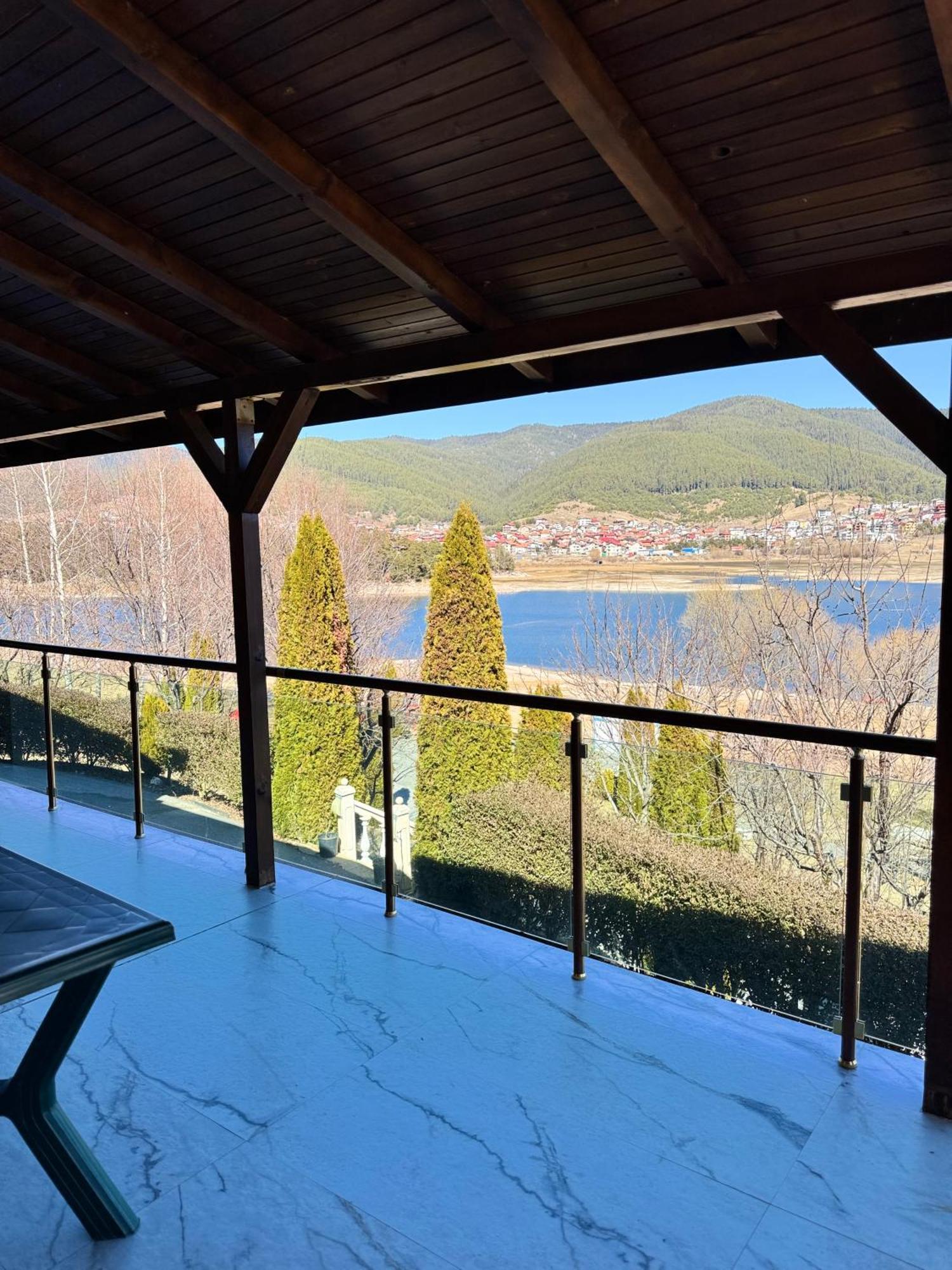 Vip Complex Hotel Sarnitsa Exterior photo